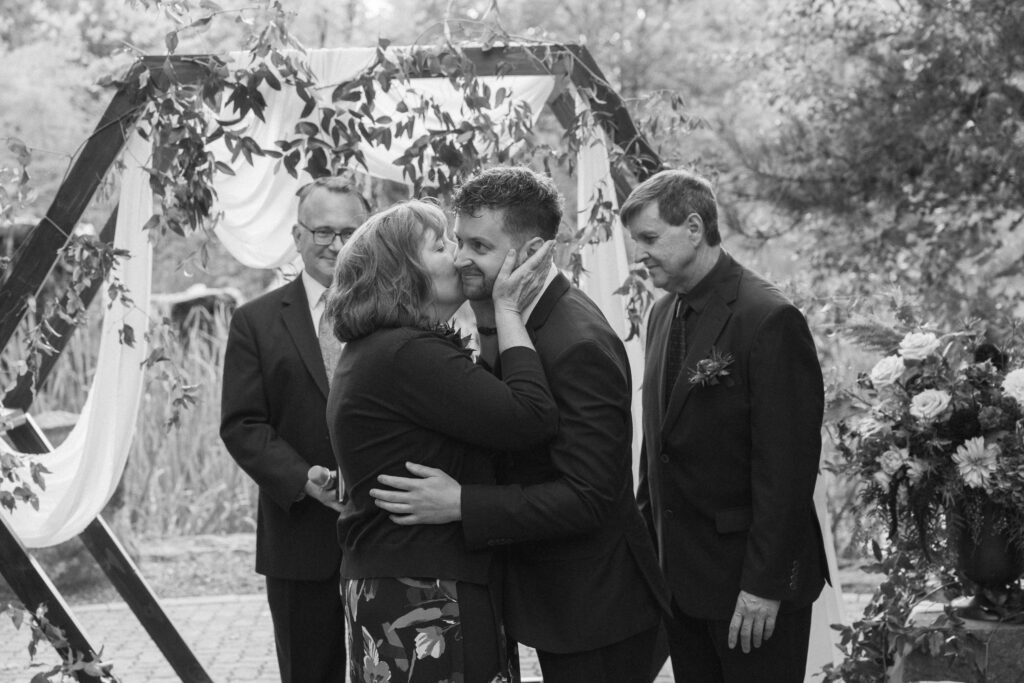 Natural Couples Posing from an Idaho Pacific Northwest Wedding & Elopement Photographer.