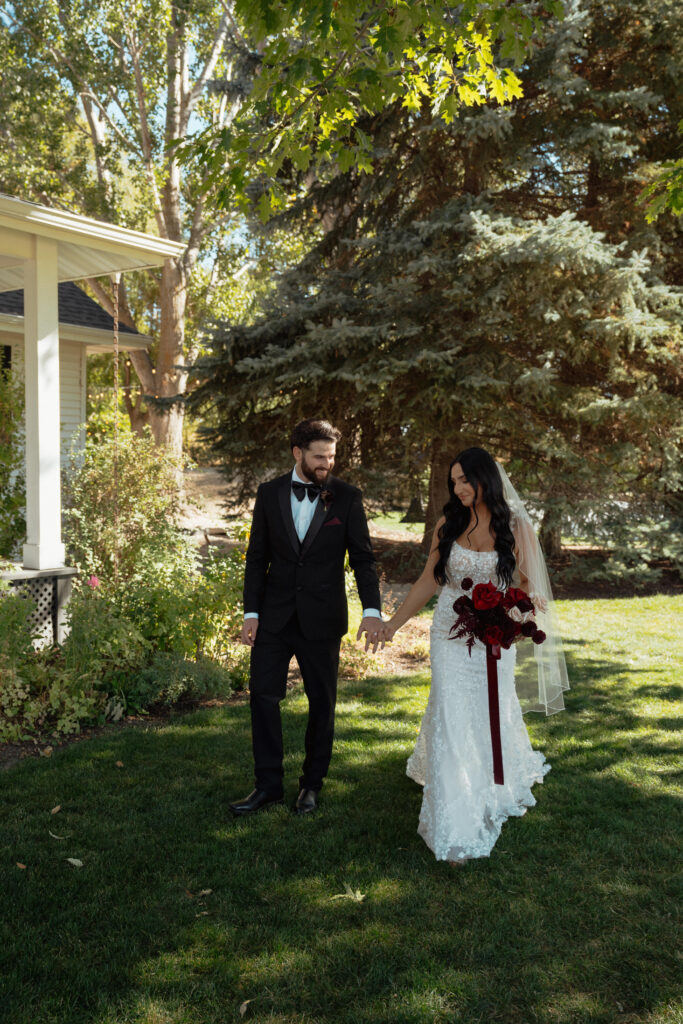 Couple walking on the lawn at The Willows in Middleton, ID.