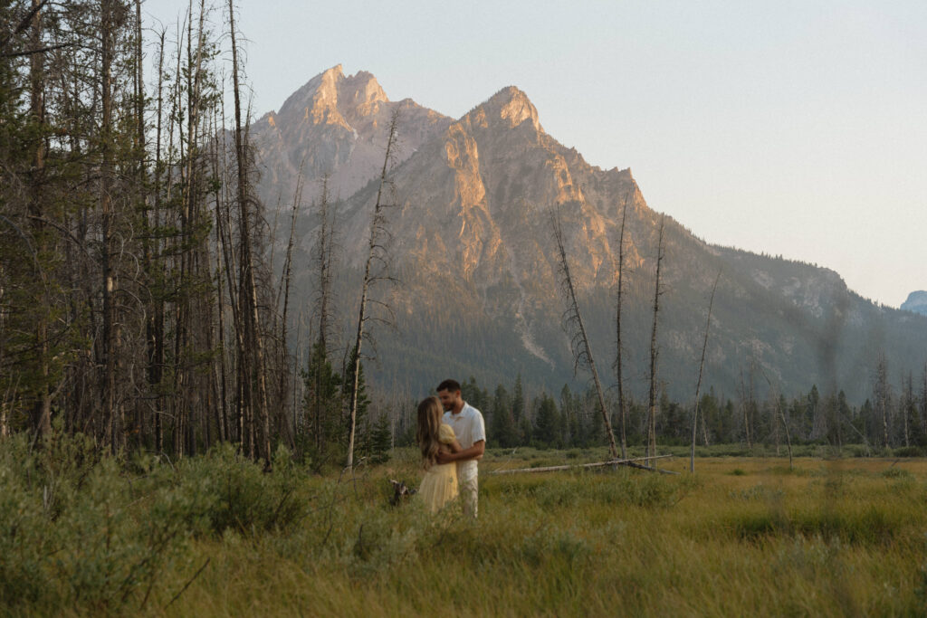Natural Couples Posing from an Idaho Pacific Northwest Wedding & Elopement Photographer.