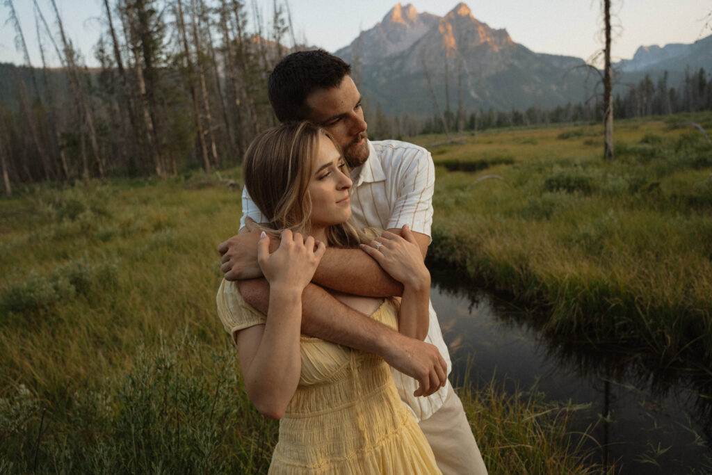 Natural Couples Posing from an Idaho Pacific Northwest Wedding & Elopement Photographer.